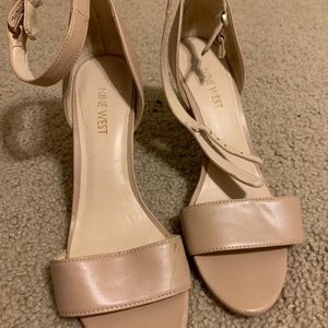 Nine west nude heels